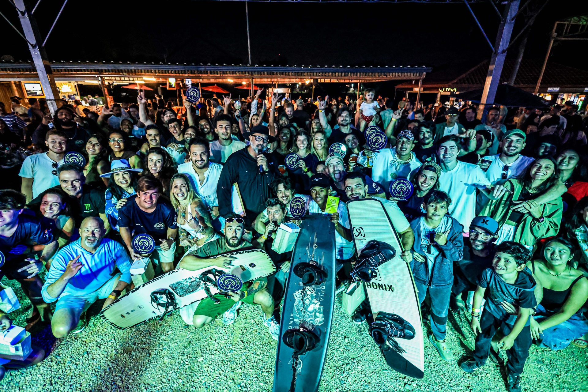 Público reunido na final de uma etapa do circuito ABWP